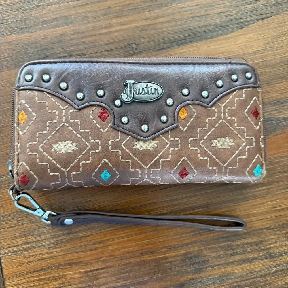 Justin Boots Brown Leather Wristlet with Green Accents Studded Brown Leather - Picture 2 of 7